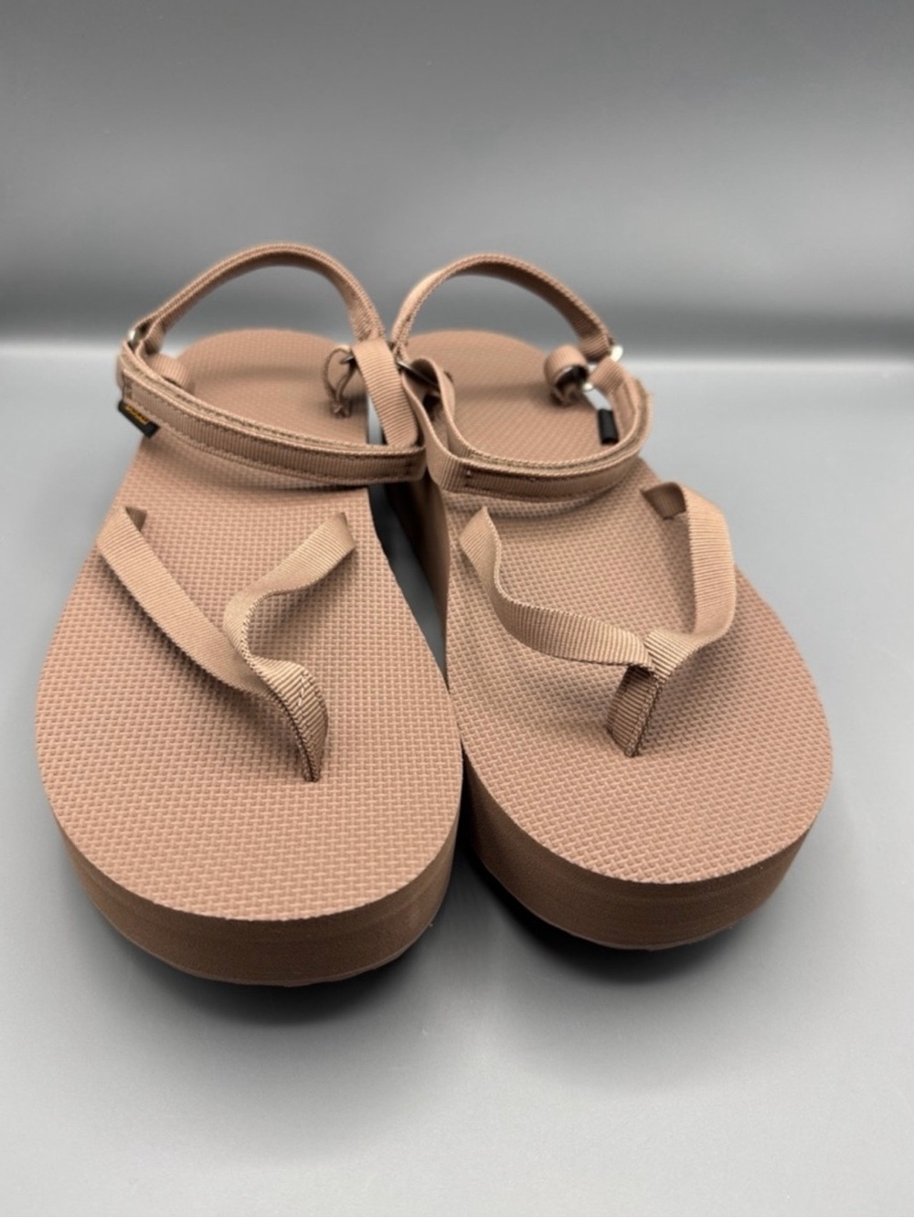 New Teva Women's Caribou 2” Flatform Slim Sandals size11 - Picture 3 of 7